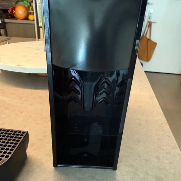 Nespresso x Breville - Essenza Mini Black Espresso Coffee Machine - Picture 8 of 11